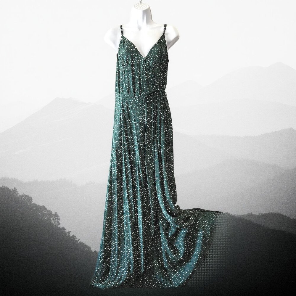 Maxi Dress, Boho Wrap Style, Adjustable Straps, Flowing Full-Length Hem